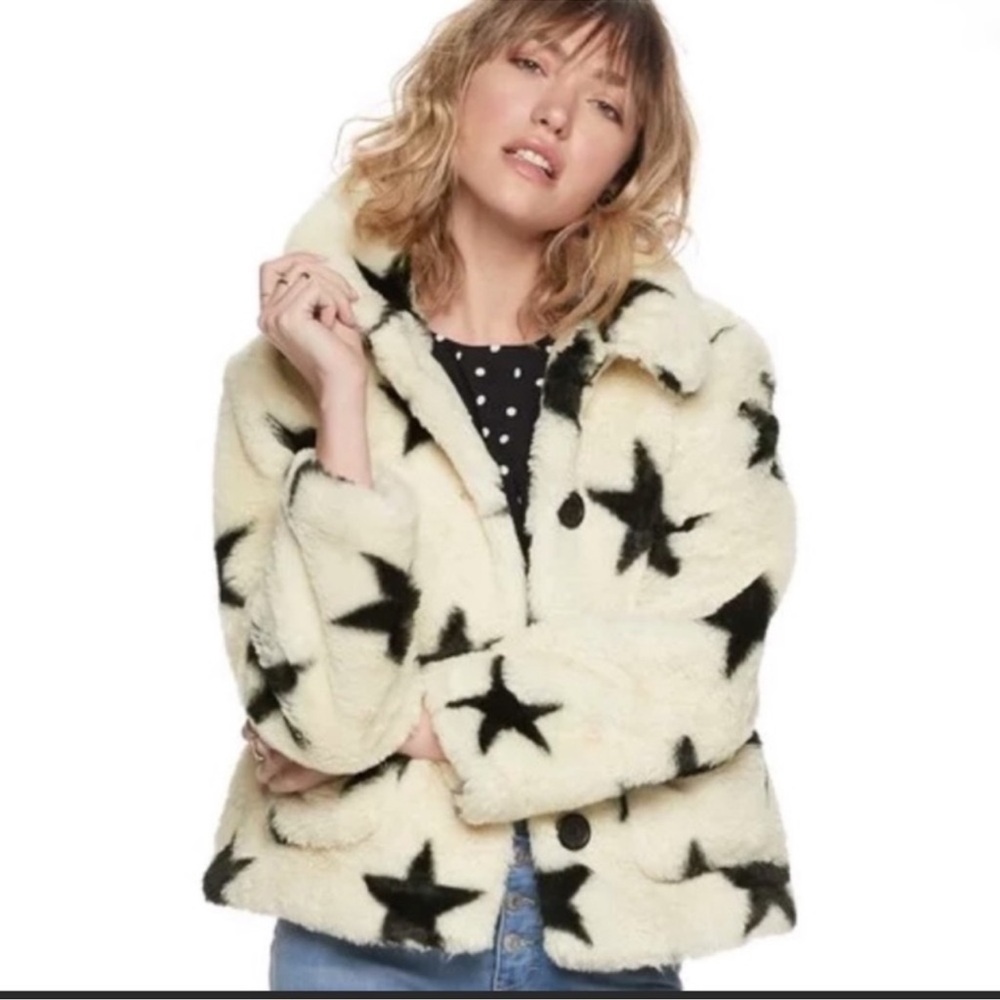 Popsugar Women's Faux Fur Jacket cream Size X- small Very Good Condition